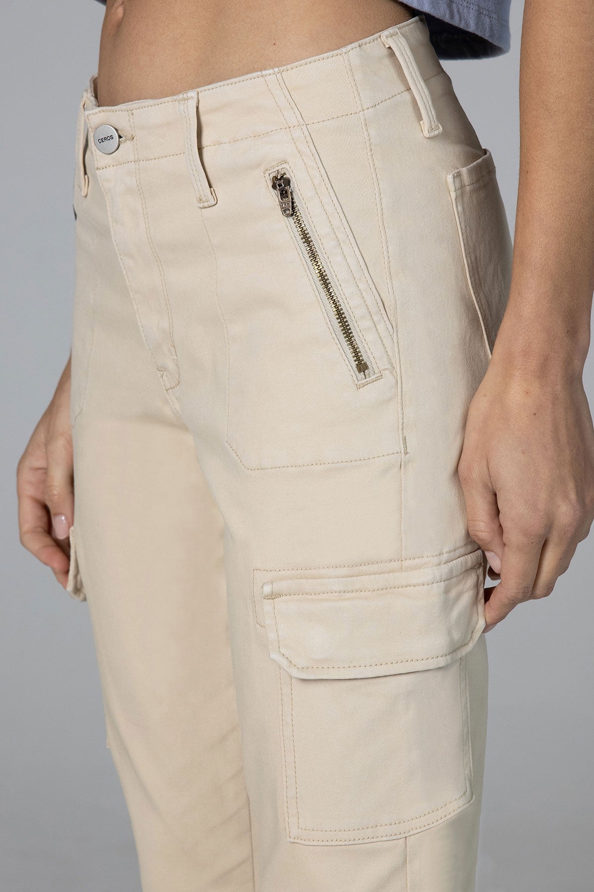 Adriana Mid Rise Cargo Skinny - Tan