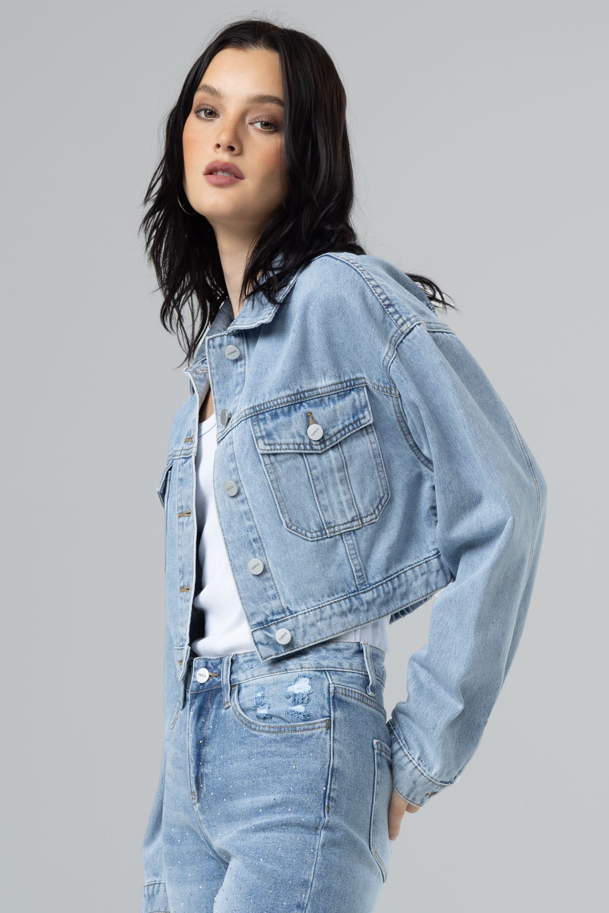 Allison Cropped Boyfriend Denim Jacket - Laguna