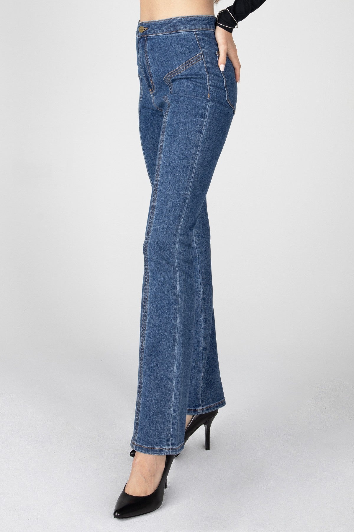 Nancy Super High Rise Bootcut - Malibu